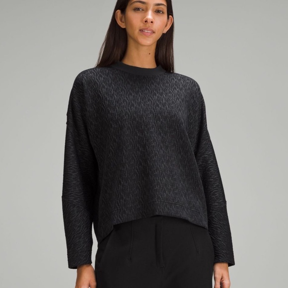 lululemon athletica Sweaters - Lululemon Textured Jacquard Crewneck Pullover